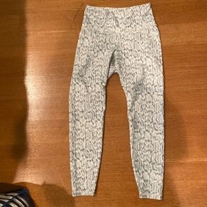Old navy elevate leggings